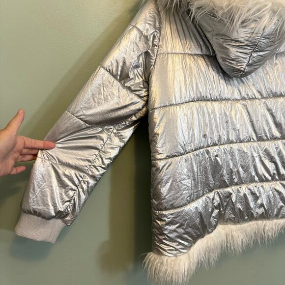 Donna Salyers Fabulous Furs Coat Women 2X Silver Metallic Hooded Faux Fur Puffer - Picture 6 of 12